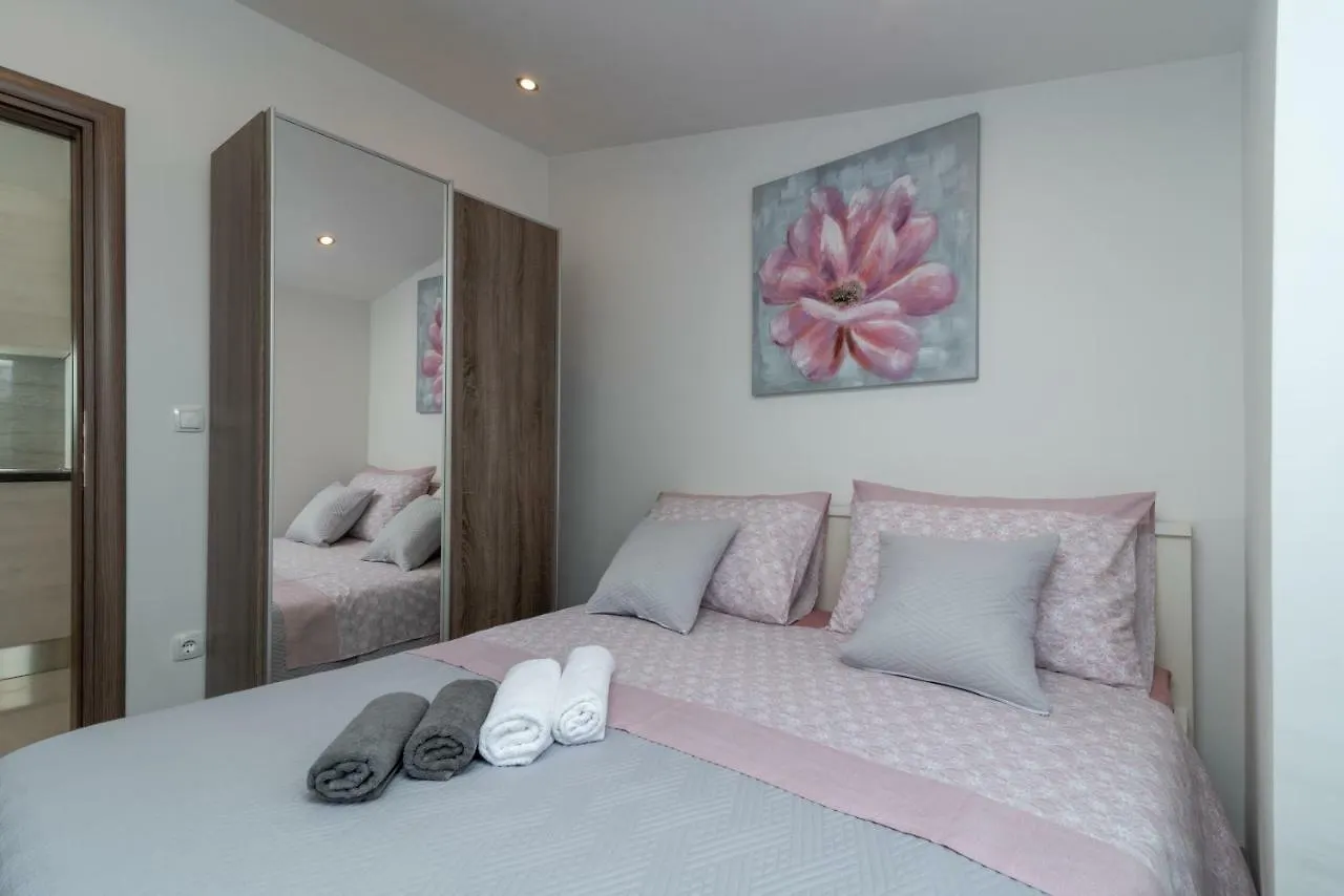 Appartement Apartmani Dalmacija Seget Vranjica